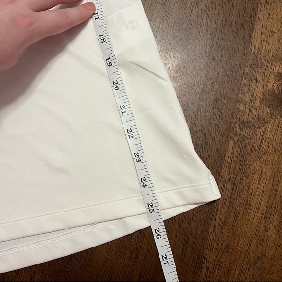 NWT Under Armour Heat Gear Women's White Golf Polo Shirt M UPF 50 - Picture 10 of 13